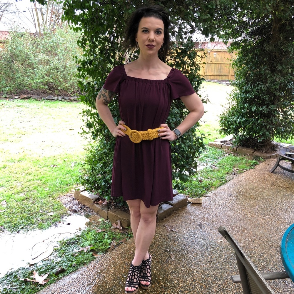 Super cute maroon shift dress